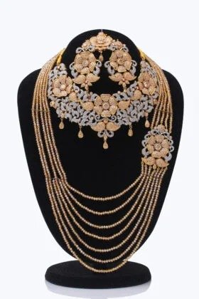 Golden Set With beautiful pearls - Image 3