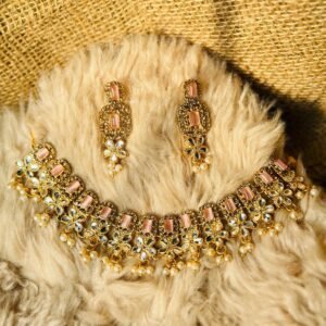 beautiful pink zircon necklace