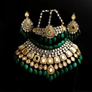 New Kunden set with Green pearls